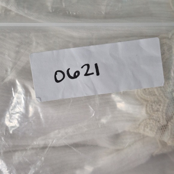 L Space Dress Small White Moondust Boho Beachy Tiered Angel Floral Lace Peasant - Picture 7 of 7